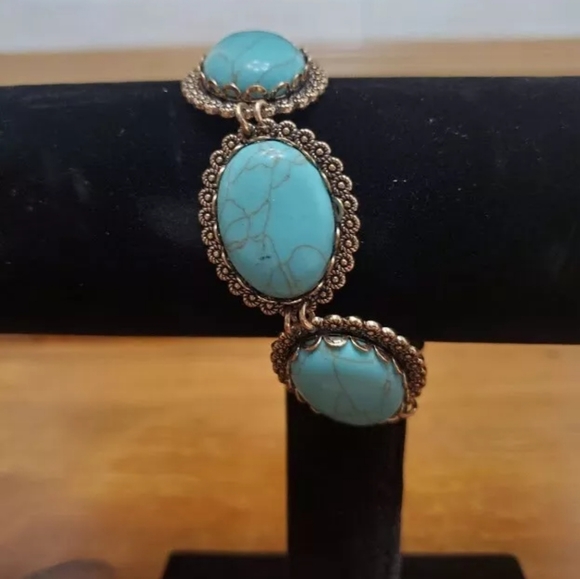 NIB Plunder Tayla Bracelet - Picture 2 of 3